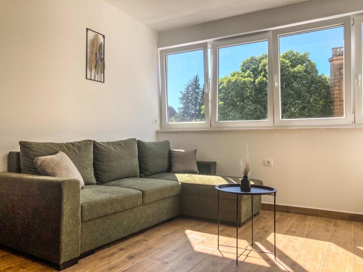 Apartment Mare Pula Exteriör bild